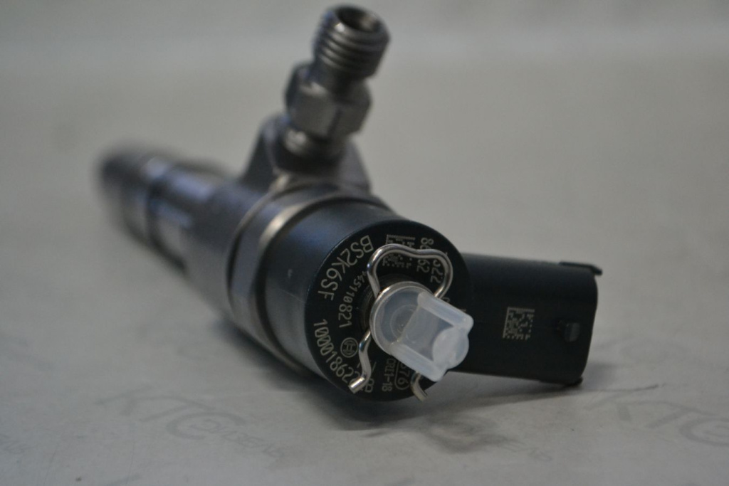 Картинка 0445110821 форсунка с доставкой по всей россии. ктс-дизель