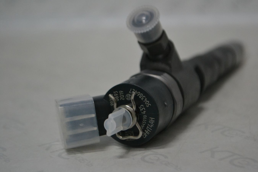 Картинка 0445110435 форсунка с доставкой по всей россии. ктс-дизель