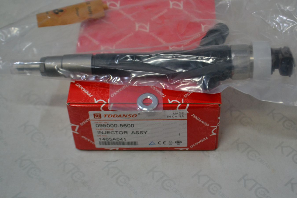 Картинка 095000-5600 форсунка с доставкой по всей россии. ктс-дизель