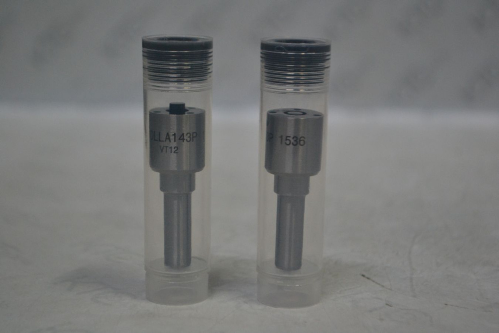 Картинка dlla143p1536 распылитель 0433171947 с доставкой по всей россии. ктс-дизель