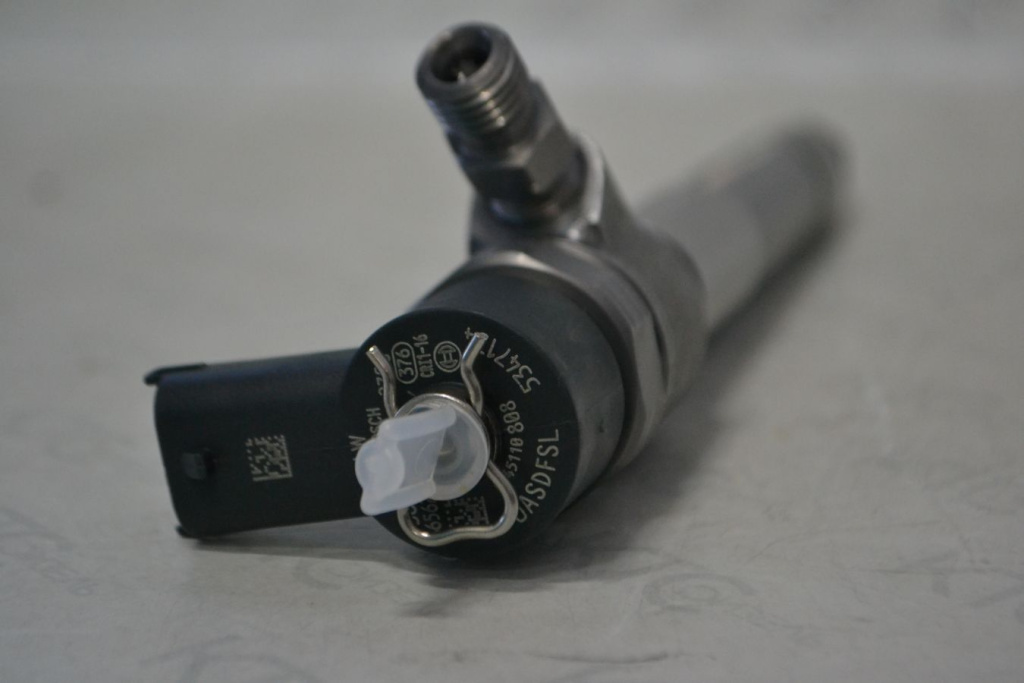 Картинка 0445110808 форсунка с доставкой по всей россии. ктс-дизель