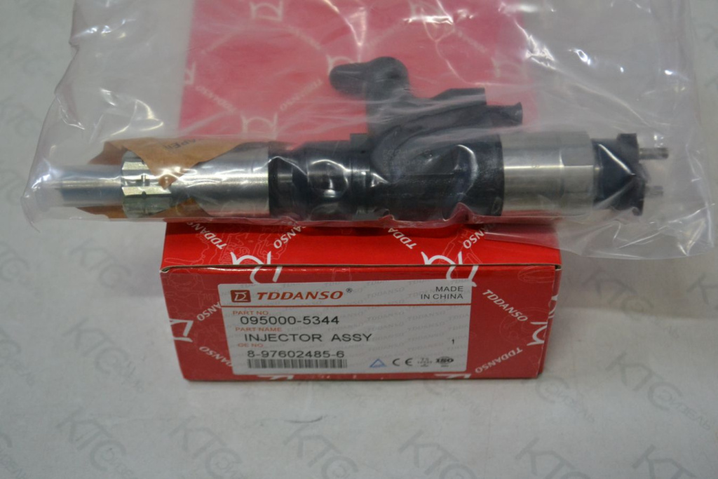 Картинка 095000-5344 форсунка 8976024854 с доставкой по всей россии. ктс-дизель