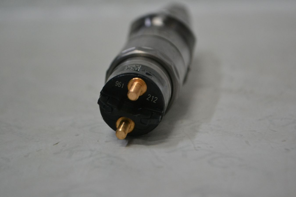 Картинка 0445120212 форсунка с доставкой по всей россии. ктс-дизель