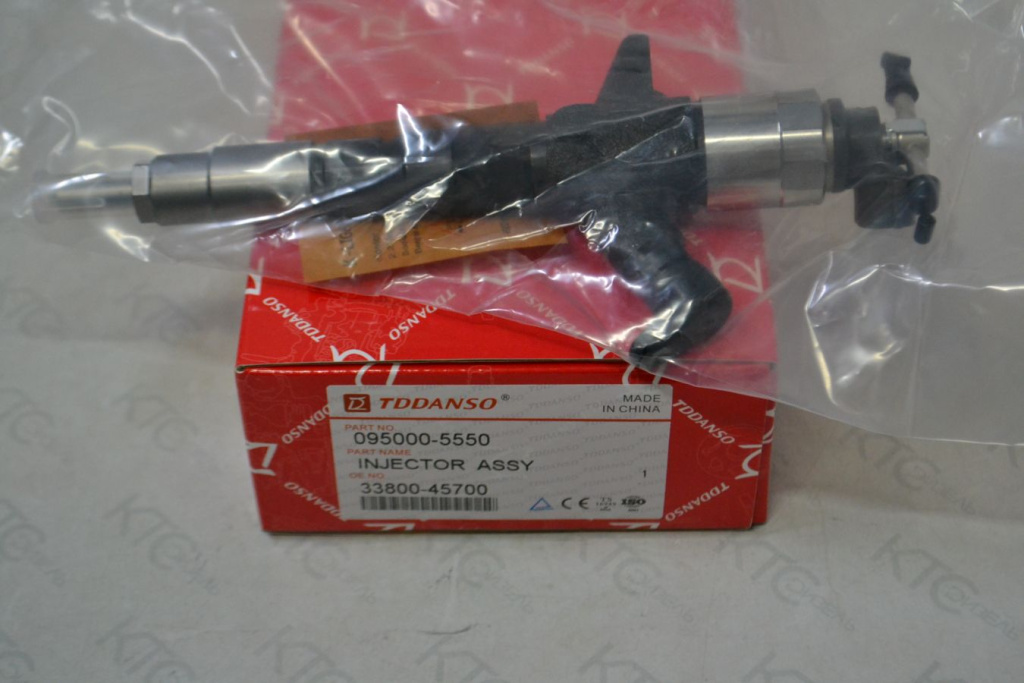 Картинка 095000-5550 форсунка 33800-45700 с доставкой по всей россии. ктс-дизель