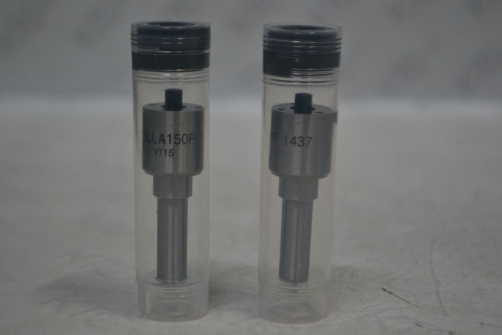 Картинка dlla150p1437 распылитель 0433171889 с доставкой по всей россии. ктс-дизель