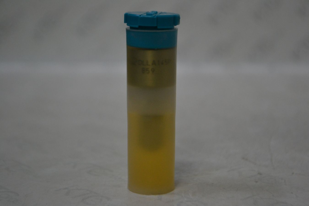 Картинка 093400-8590 распылитель kubota industrial v3800di-te с доставкой по всей россии. ктс-дизель